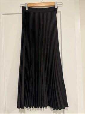 H&M accordion pleat black midi skirt size xs